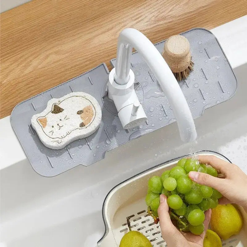 Silicone Faucet Mat – Sink Splash Guard & Quick-Dry Tray