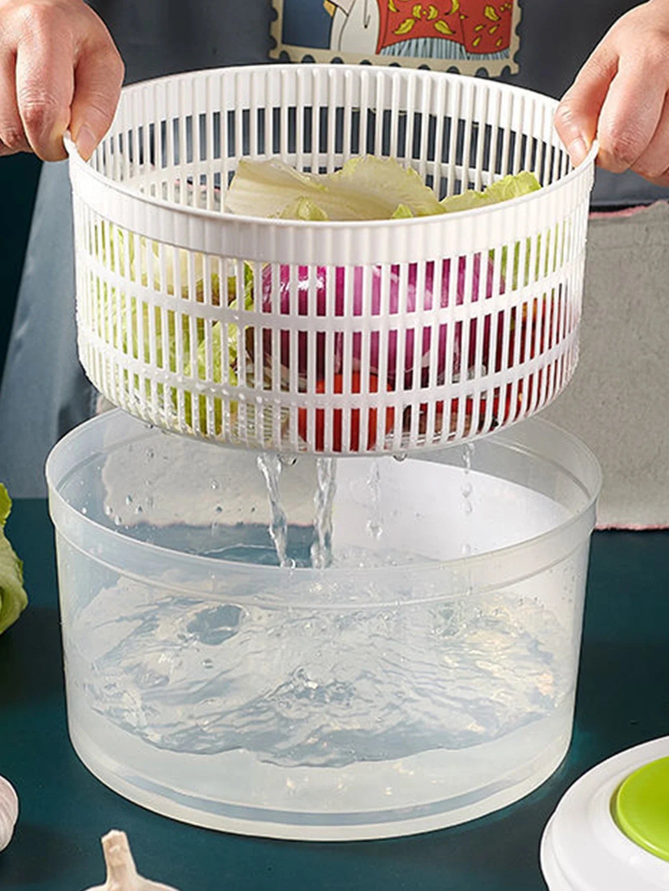 Manual Salad Spinner – Vegetable & Fruit Dehydrator with Hand Crank
