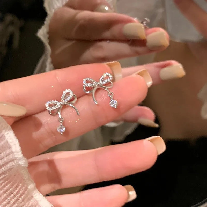 Y2K Bowknot Zircon Earrings – Silver with Pink Crystal