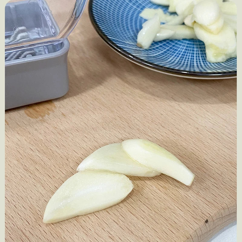 Manual Garlic Press & Grinder – Peeler and Cutter