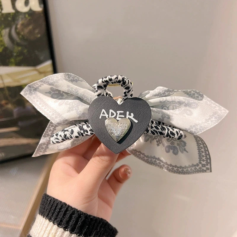 Double-Sided Cashew Flower Hair Clip