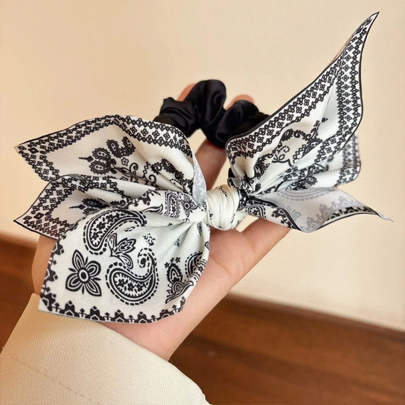 Double-Sided Cashew Flower Hair Clip